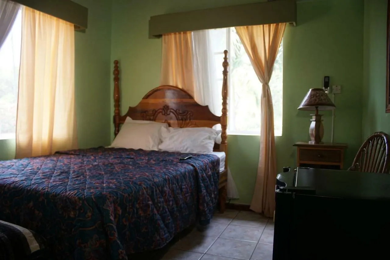 Emerald View Resort Villa Montego Bay Hotel